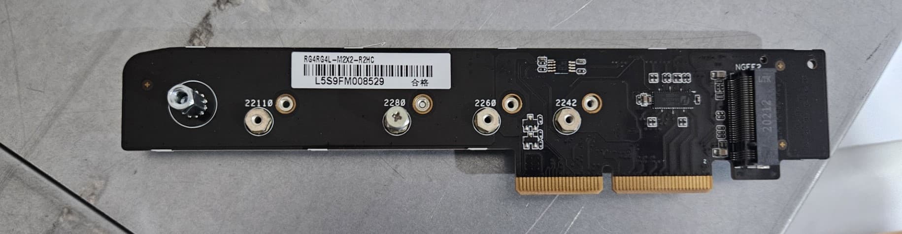 ASUS RS620SA-E10-RS12 M.2 Riser Card Side 2