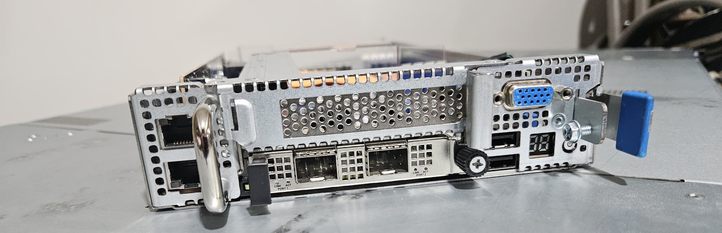 ASUS RS620SA-E10-RS12 Node IO (Top IPMI, Bottom LAN)